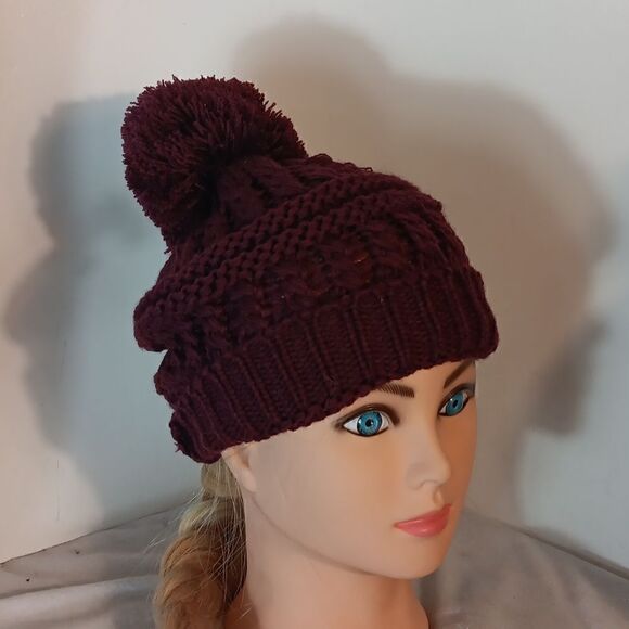 Jessica Simpson Maroon Knit PomPom Beanie - Picture 1 of 5